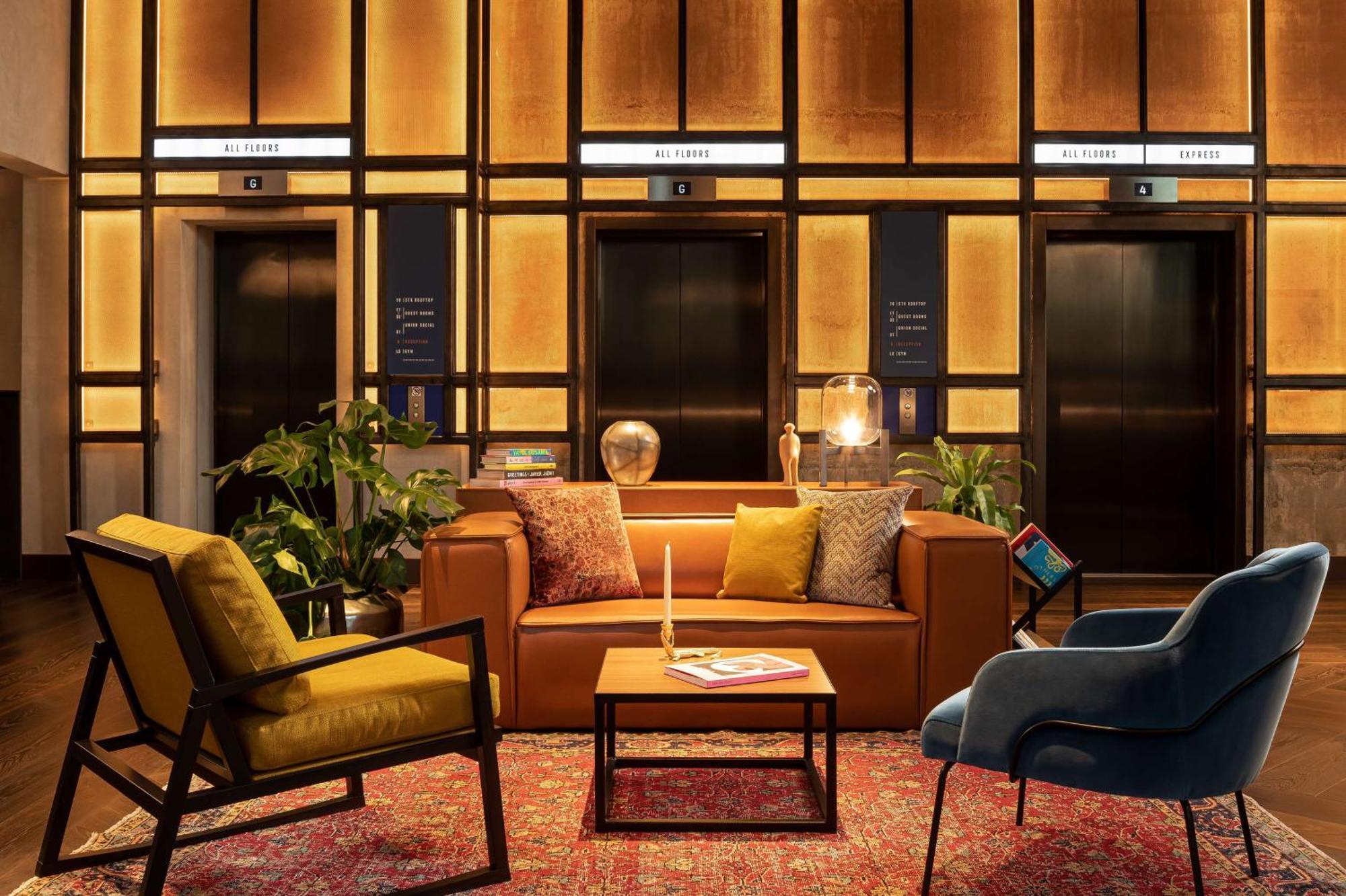 מלון The Gantry London, Curio Collection By Hilton מראה חיצוני תמונה